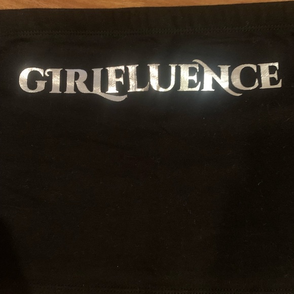 Black Crop Top w/ Saying - Picture 2 of 2